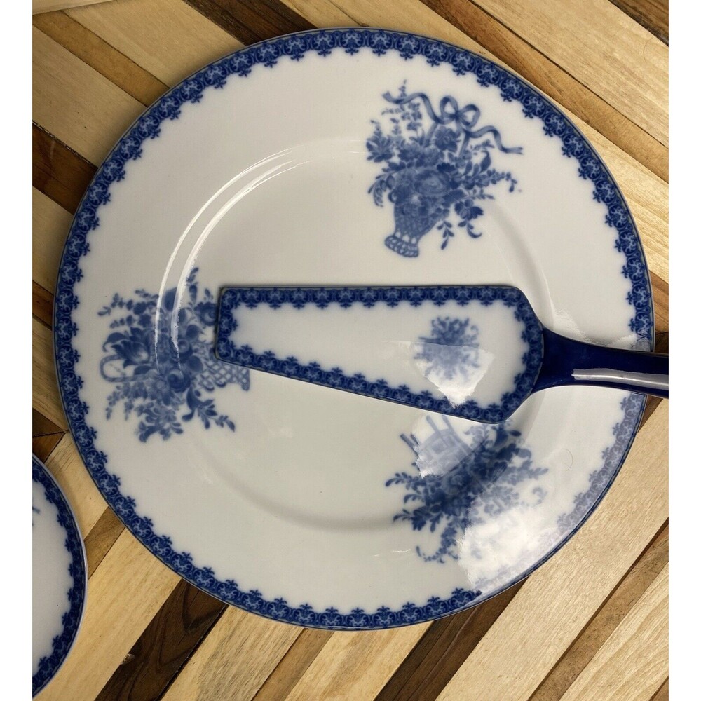 Vintage Royal Danube #1886 Floral Basket Cake Plate Riser Server And 4 Plates